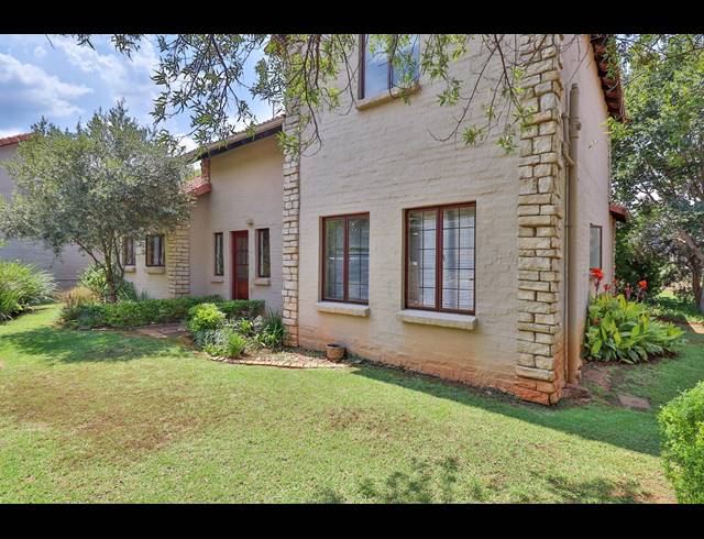3 BEDROOM TOWNHOUSE SOLD IN THE COVES